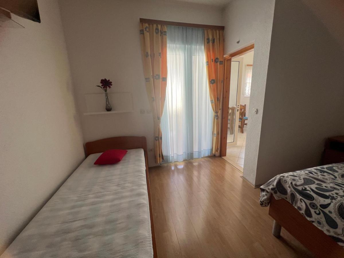 Apartments Jurisic Башка-Вода Экстерьер фото