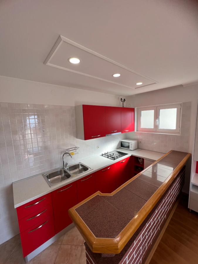 Apartments Jurisic Башка-Вода Экстерьер фото